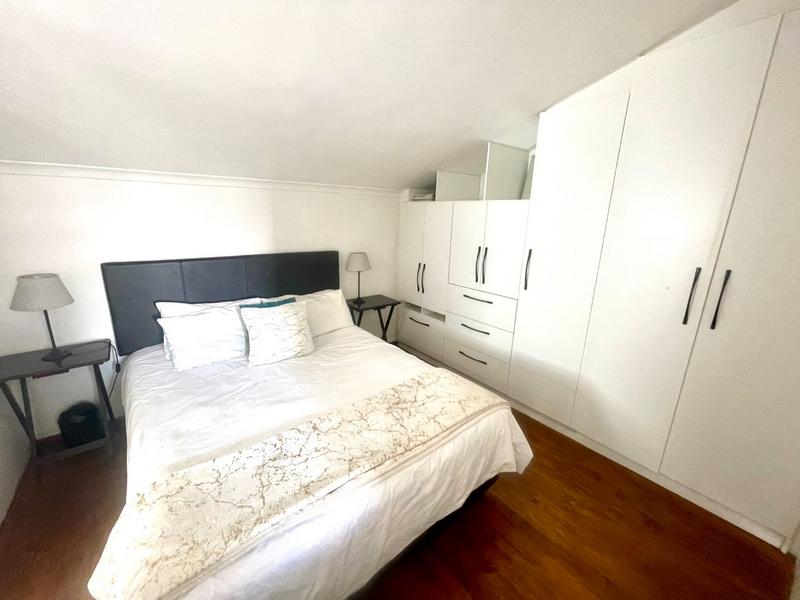 1 Bedroom Property for Sale in Marina Da Gama Western Cape